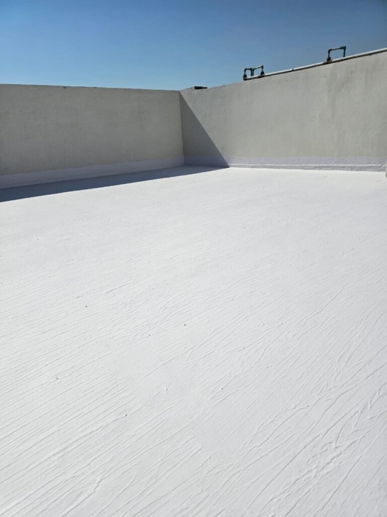 عزل اسطح بالدمام