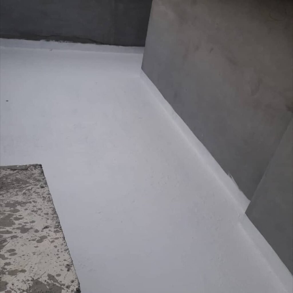 عزل اسطح بالدمام