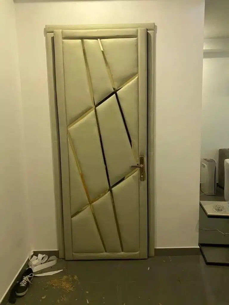 عزل الصوت للباب الدمام