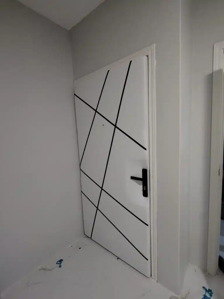 باب عازل للصوت الدمام