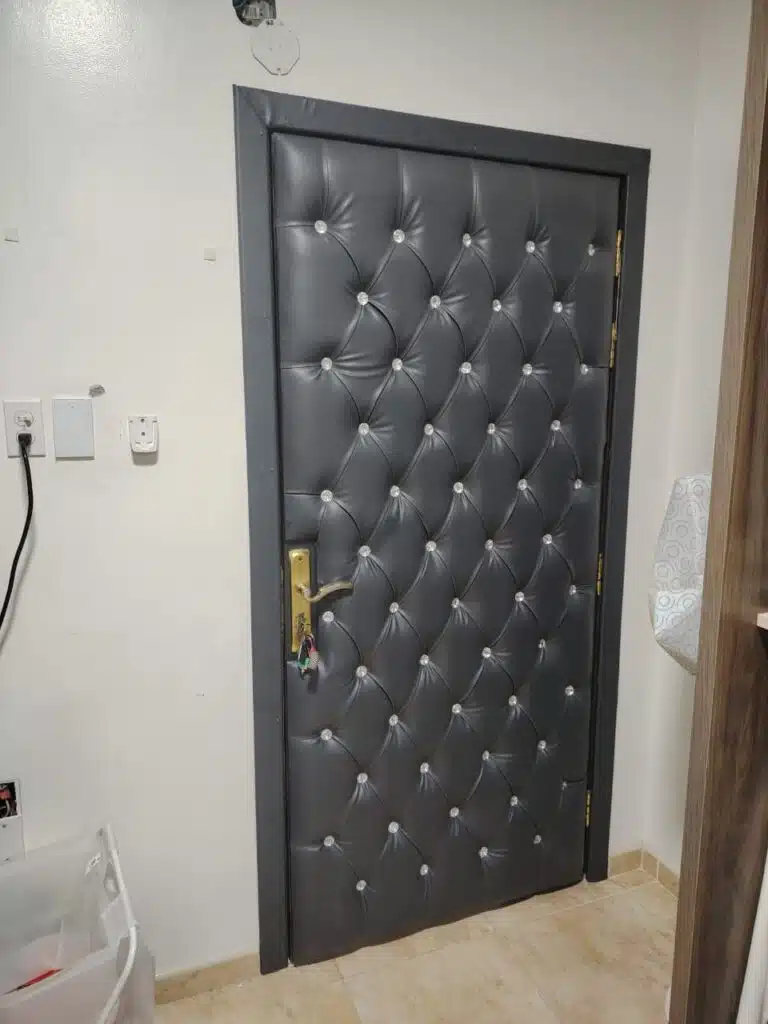 باب عازل الدمام