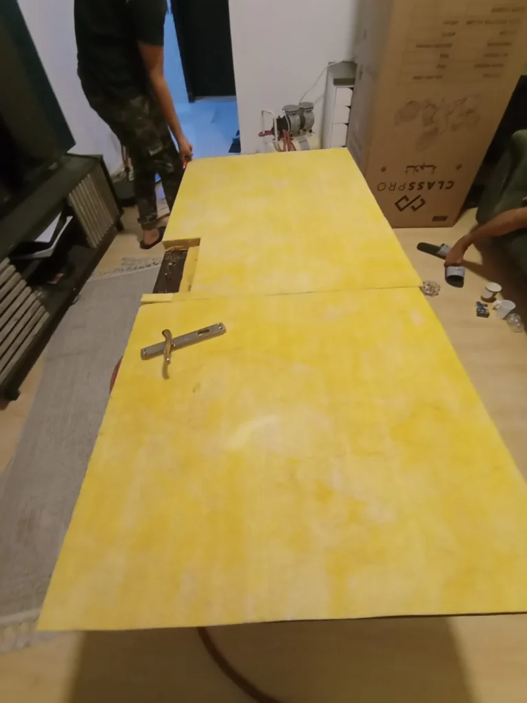 تركيب عازل صوت للباب الدمام