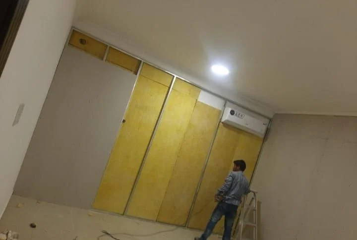  عوازل صوت الخبر